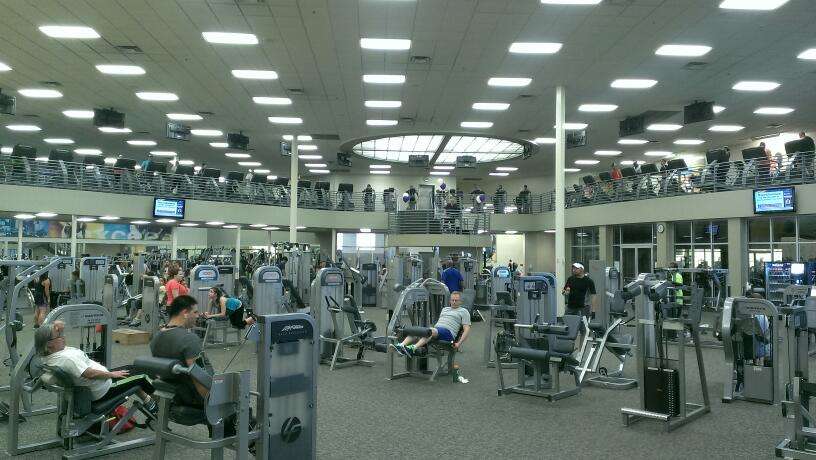 LA Fitness | 20127 Interstate 45 N, Spring, TX 77388, USA | Phone: (281) 350-4298