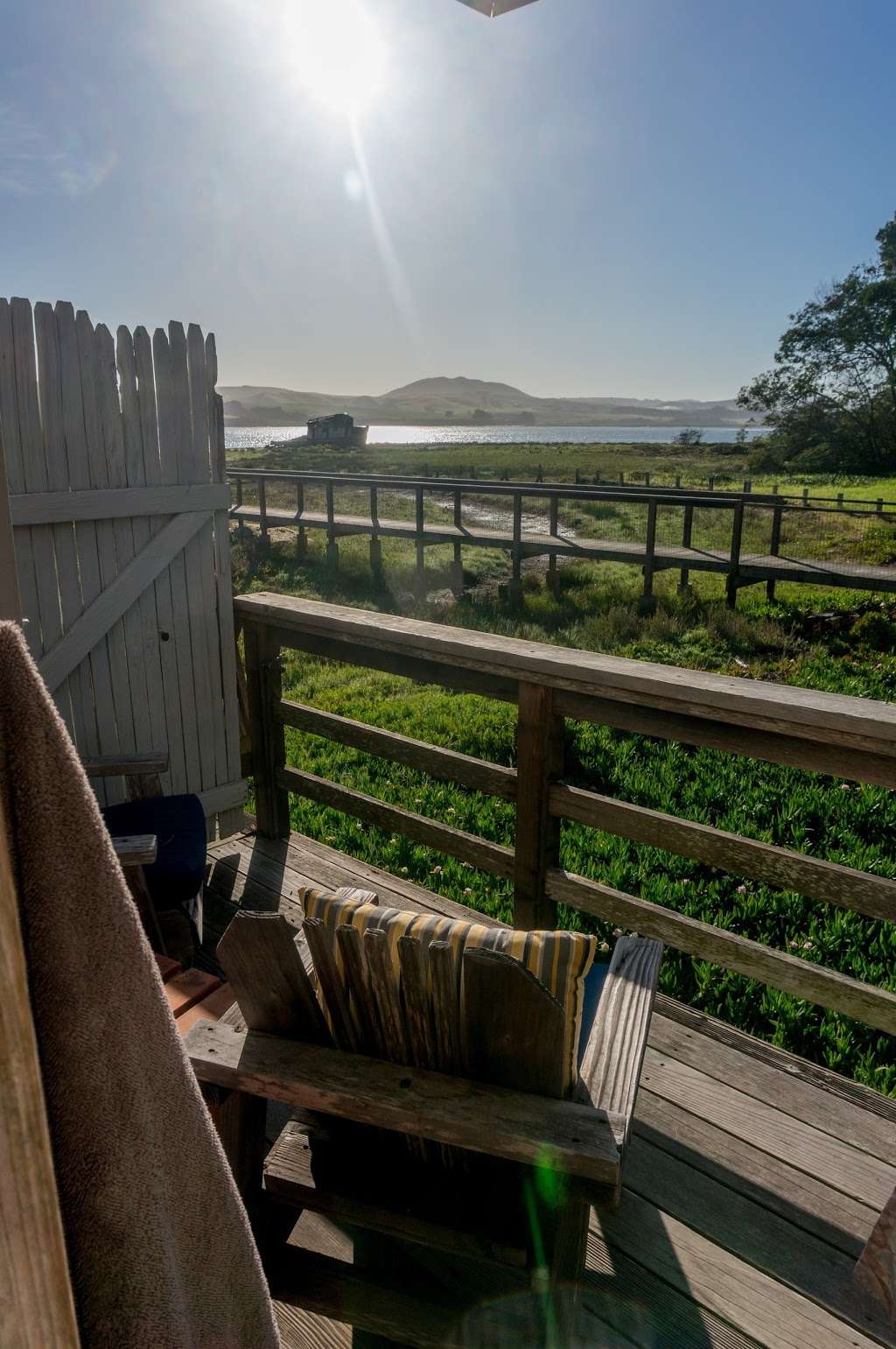 Dancing Coyote Beach Cottages | 12794 Sir Francis Drake Blvd, Inverness, CA 94937, USA | Phone: (415) 669-7200