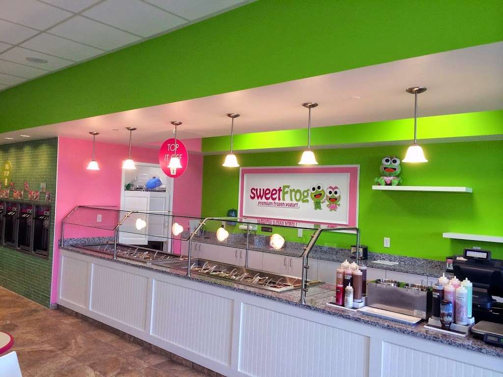 sweetFrog Charlotte Hall | 30320 Triangle Dr #5, Charlotte Hall, MD 20622 | Phone: (301) 884-4644