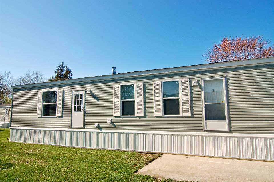 Mansard Du Lac Manufactured Home Community | 7300 E 10th Ave, Lake Station, IN 46405, USA | Phone: (219) 962-8584