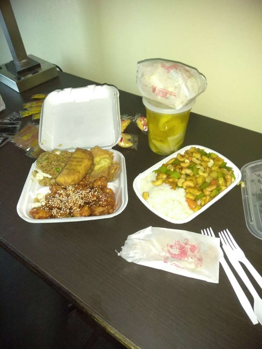 China Kitchen | 1108 NW Woods Chapel Rd, Blue Springs, MO 64015, USA | Phone: (816) 228-5597 China Kitchen | 1108 NW Woods Chapel Rd, Blue Springs, MO 64015, USA | Phone: (816) 228-5597