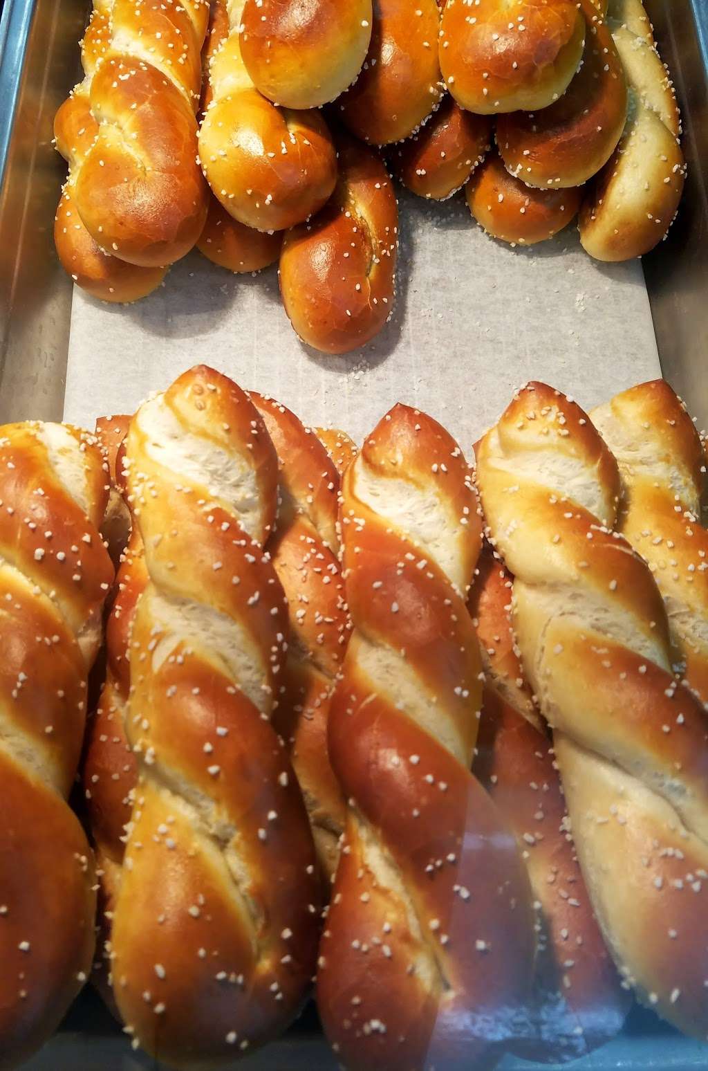 Philly Pretzel Factory | 3575 NJ-66, Neptune City, NJ 07753 | Phone: (732) 643-9800