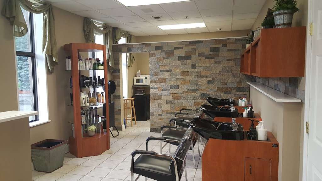 Ignacios Hair Care | 145 Broadway Rd, Dracut, MA 01826, USA | Phone: (978) 458-0003