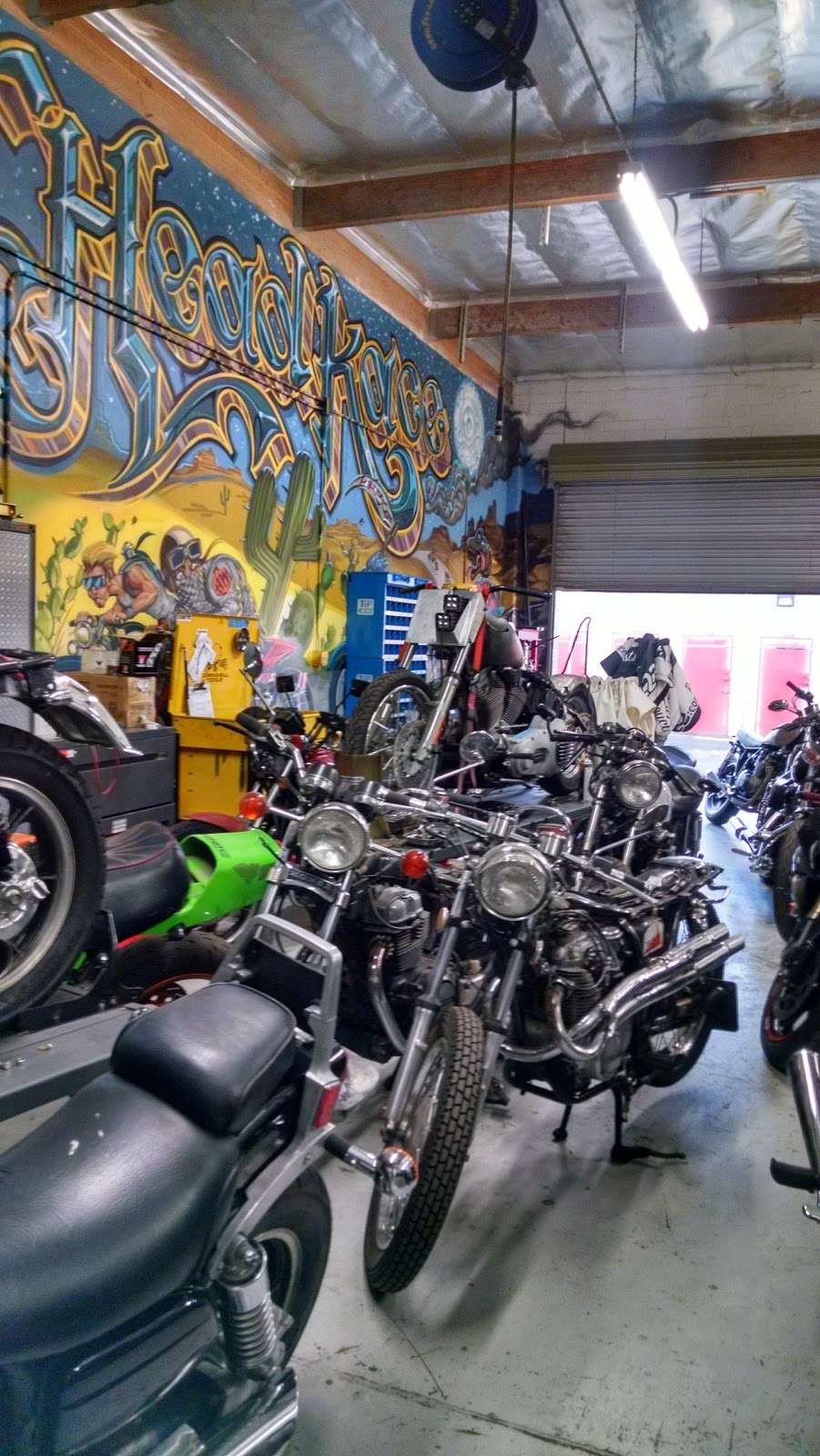 HeadKace Motorcycles | 415 S McClintock Dr Suite 6, Tempe, AZ 85281, USA | Phone: (480) 557-5223