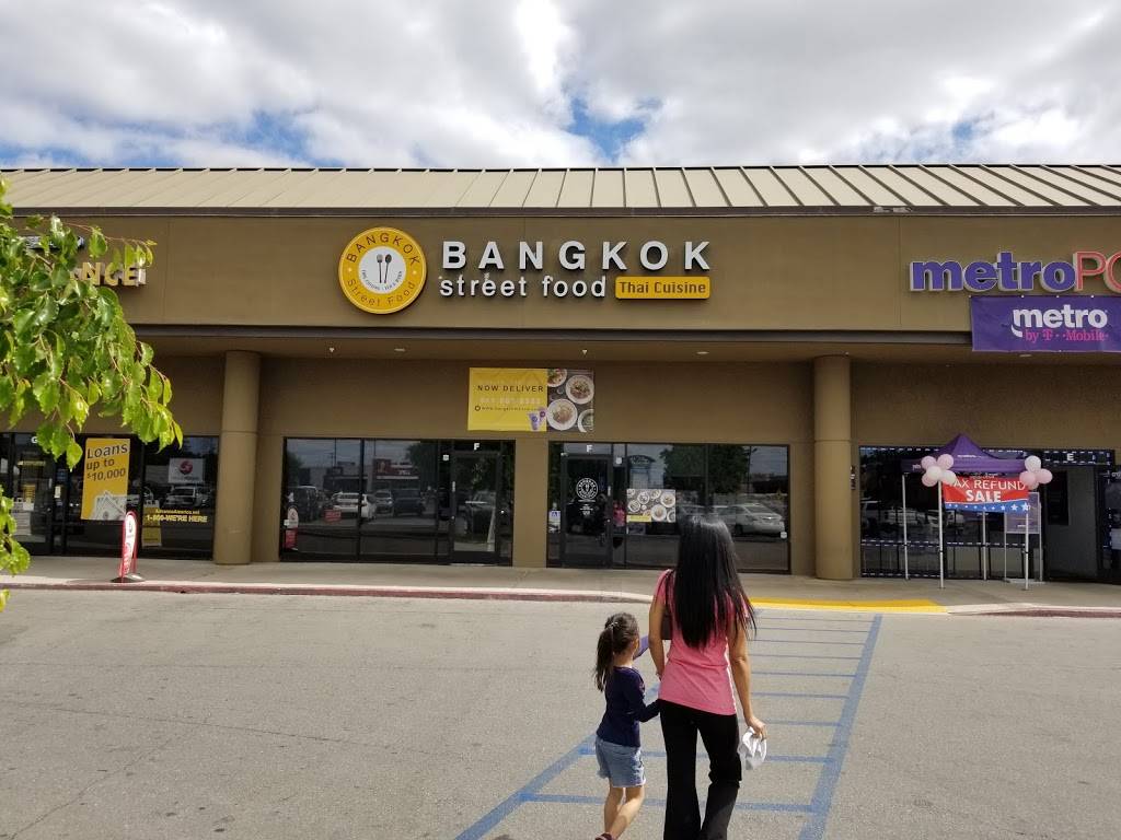 Bangkok Street Food | 6300 White Ln Suite F, Bakersfield, CA 93309 | Phone: (661) 885-8588