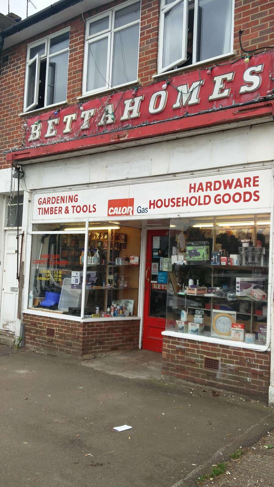 Bettahomes Hardware Merchants | 16 Dovers Green Road, Reigate, Surrey RH2 8BS, UK | Phone: 01737 242226