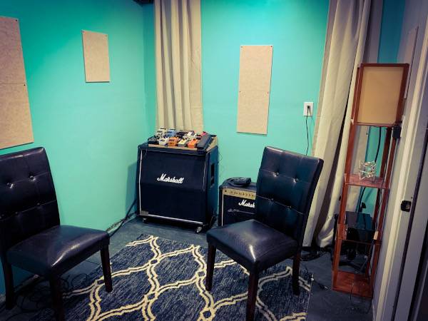 BeMelodic LLC Recording Studio | 2404 Leonard Ct, Arlington, TX 76015, USA | Phone: (817) 991-4638