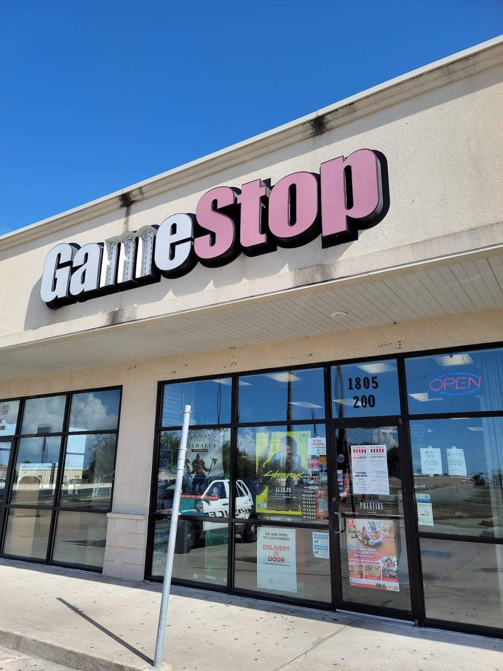 GameStop | 1805 S Padre Island Dr STE 200, Corpus Christi, TX 78416, USA | Phone: (361) 814-0797