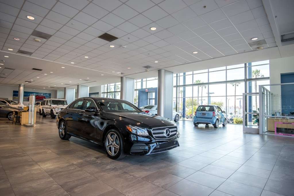 Mercedes-Benz of Oxnard | 1511 Auto Center Dr, Oxnard, CA 93036, USA | Phone: (805) 665-3011