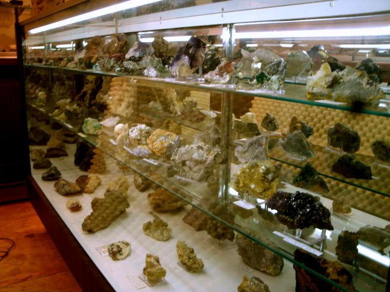 Carls Rocks and Minerals (ONLINE only) | 201 Union St, Milton, DE 19968, USA | Phone: (301) 325-2313