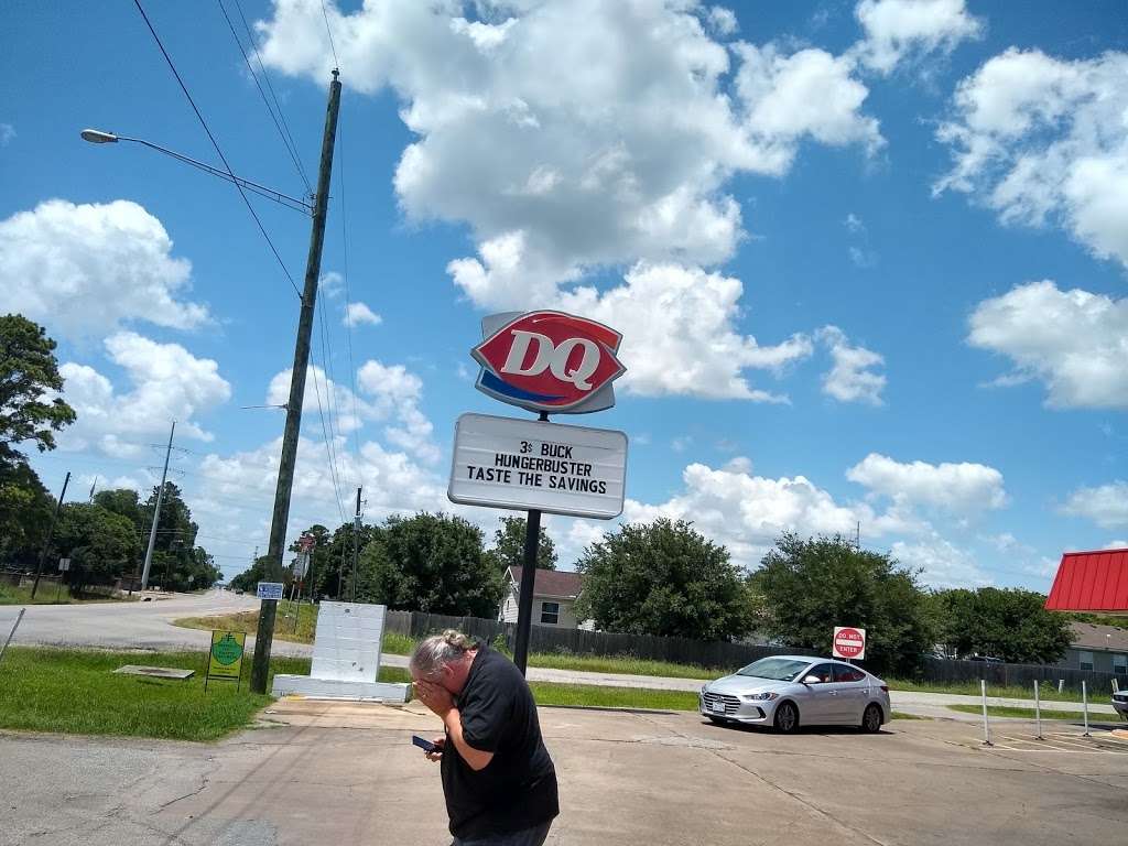 Dairy Queen | 706 Dill St, East Bernard, TX 77435, USA | Phone: (979) 335-6220