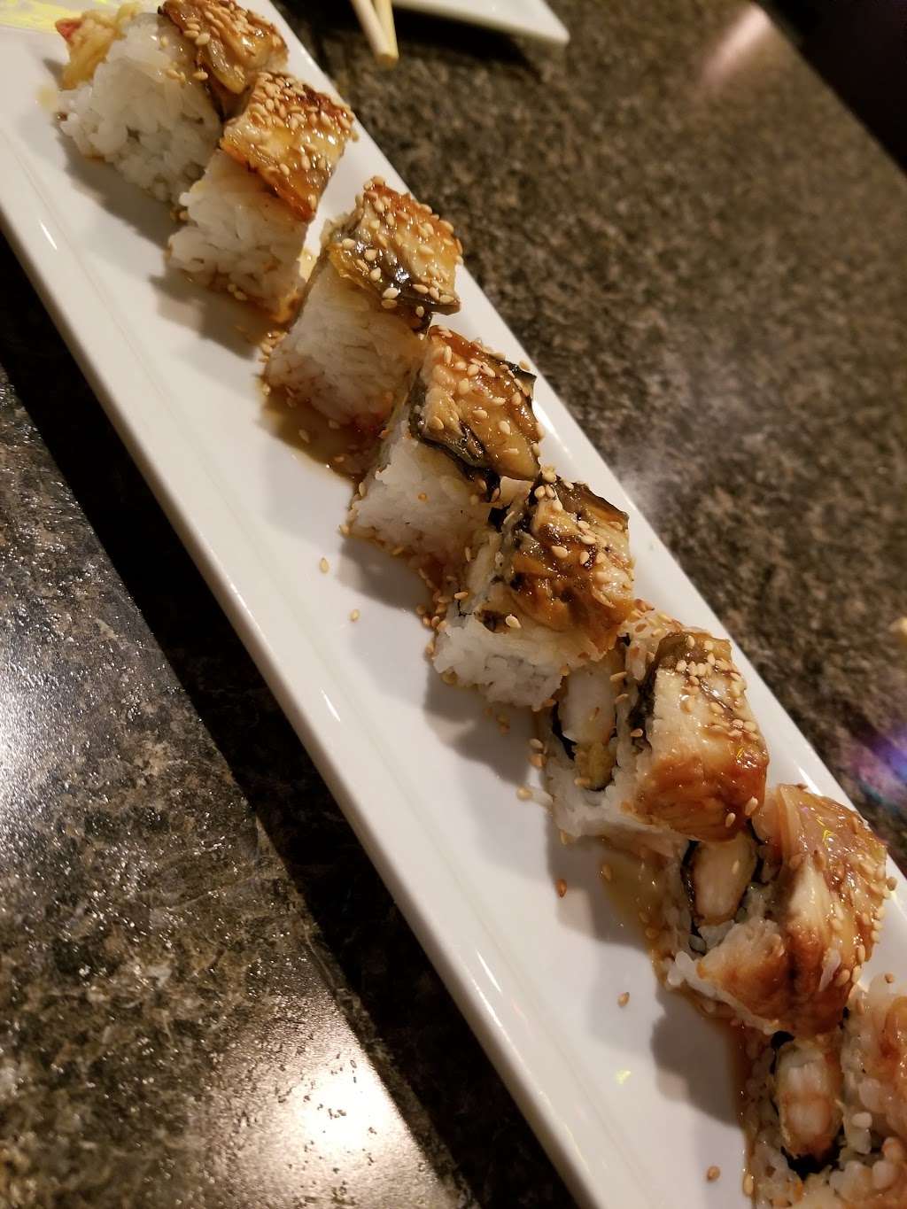 Rock & Roll Sushi | 6109 Berkshire Ln, Dallas, TX 75225, USA | Phone: (214) 987-1966