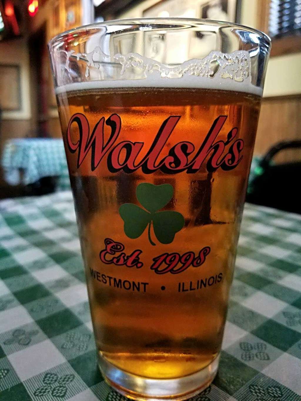 Walshs Bar & Grill | 202 W Naperville Rd, Westmont, IL 60559, USA | Phone: (630) 968-5957