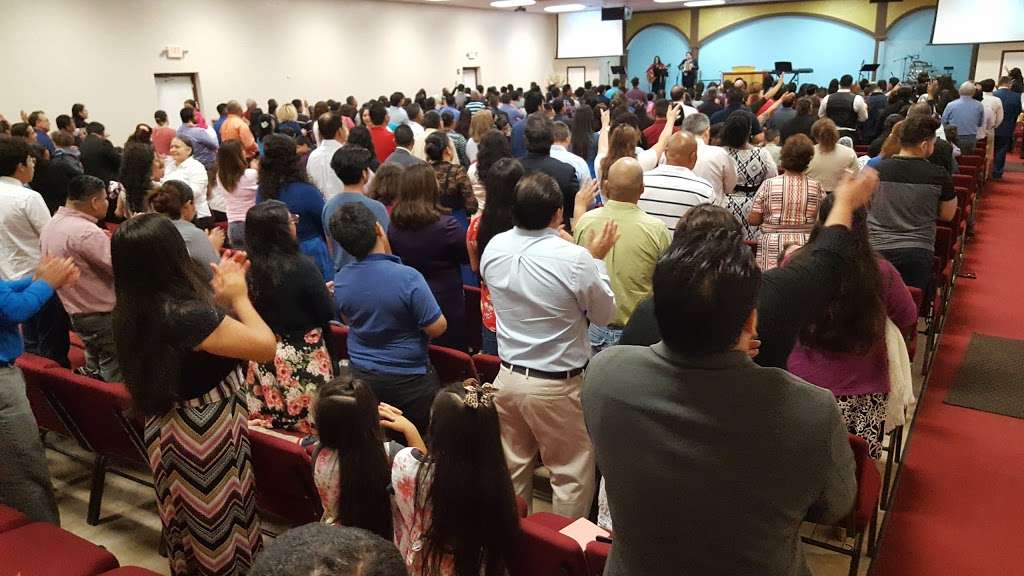 Iglesia de Jesucristo camino al Padre | 1202 Spears-Gears Rd, Houston, TX 77067 | Phone: (832) 731-4229