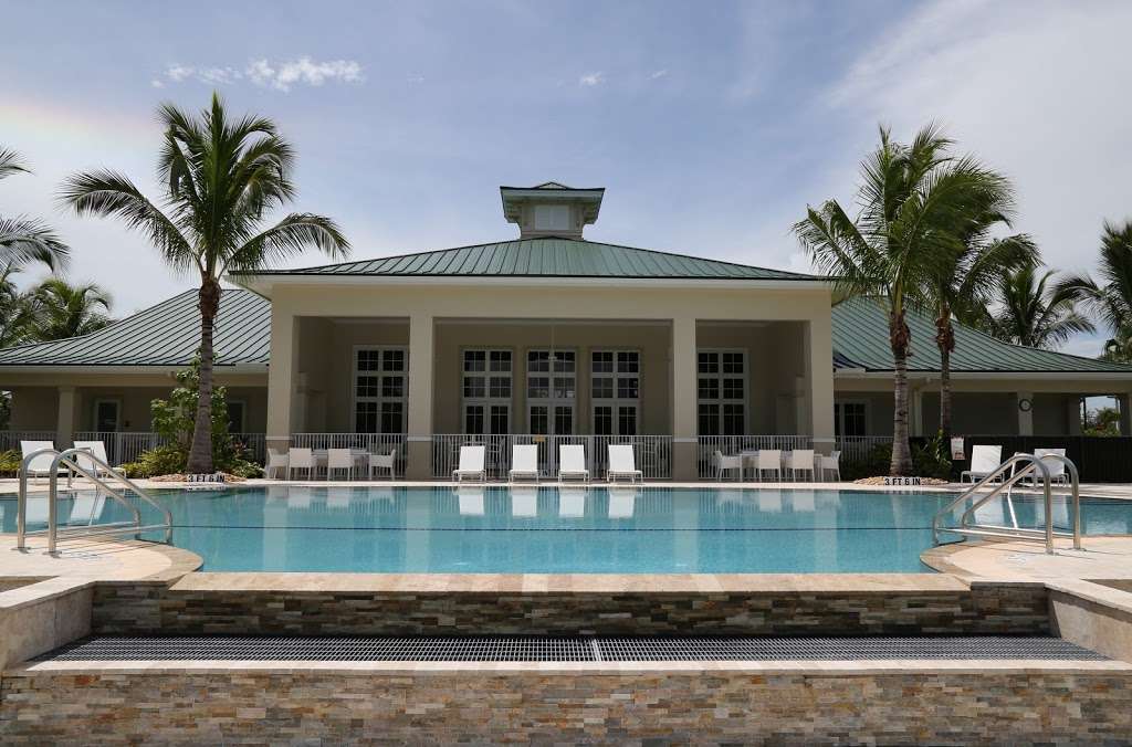 Palm Beach Motorcoach Resort | 11075 W Indiantown Rd, Jupiter, FL 33478, USA | Phone: (561) 741-1555