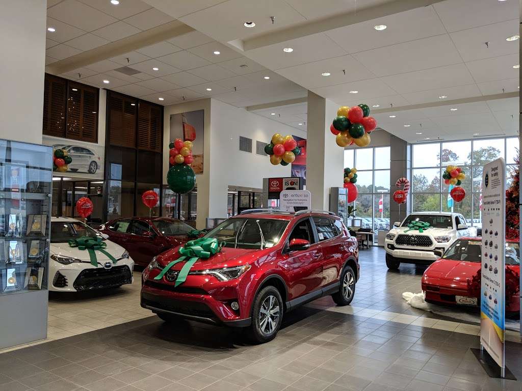 Gullo Toyota of Conroe | 500 Interstate 45 S, Conroe, TX 77304, USA | Phone: (936) 441-4141