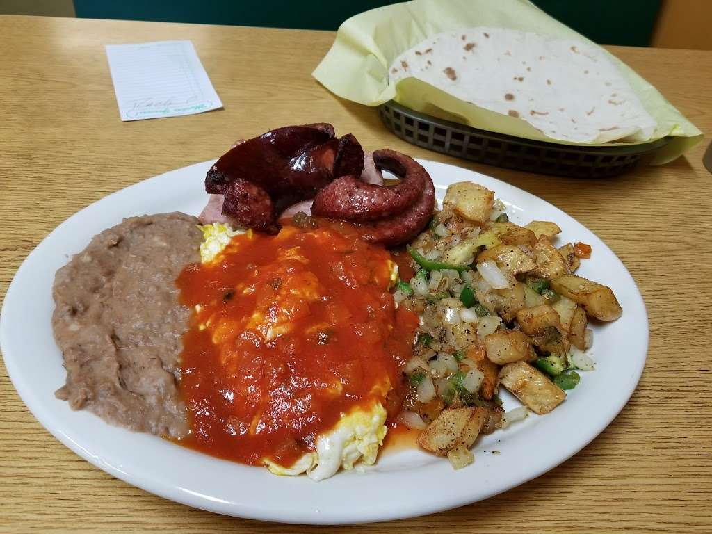 Terans Cafe (Mexican Food Specialists) | 4403 E Houston St, San Antonio, TX 78220, USA | Phone: (210) 333-6470