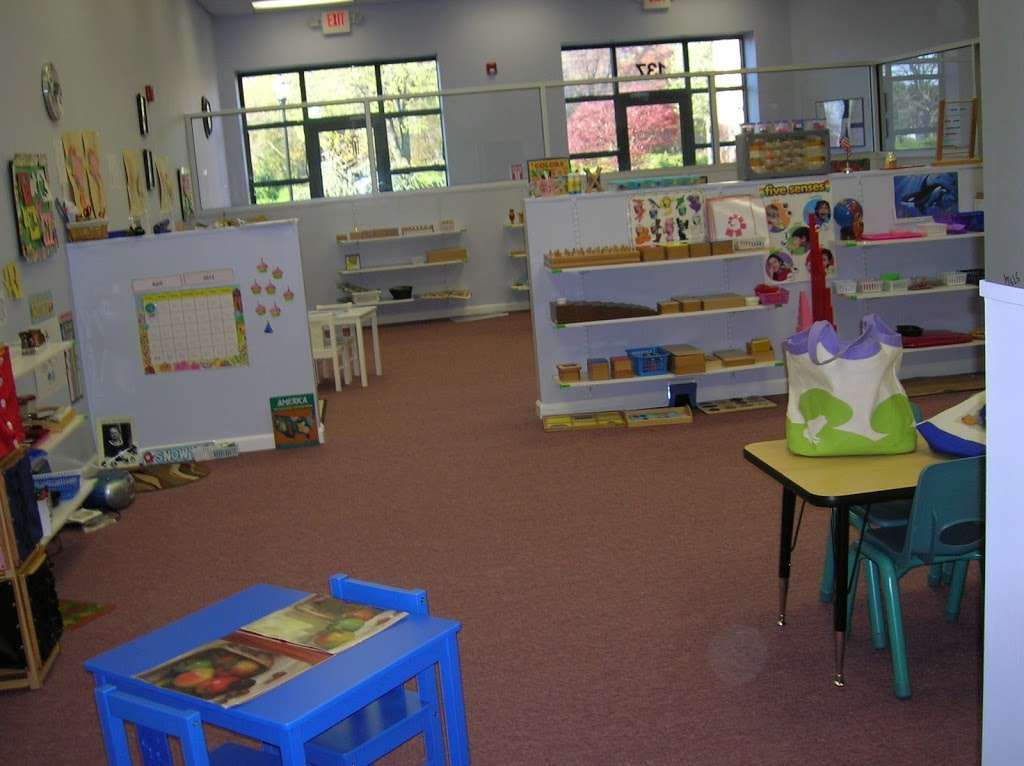 Montessori Childrens World | 12 Stults Rd #137, Dayton, NJ 08810, USA | Phone: (732) 230-2814