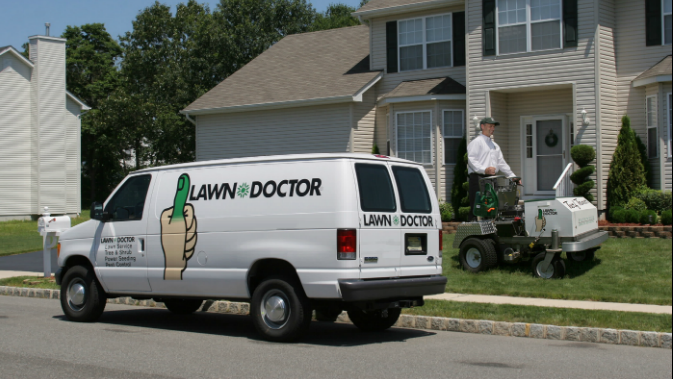 Lawn Doctor of Haverhill-Beverly | 1001 Hilldale Ave #18, Haverhill, MA 01832, USA | Phone: (978) 469-0094