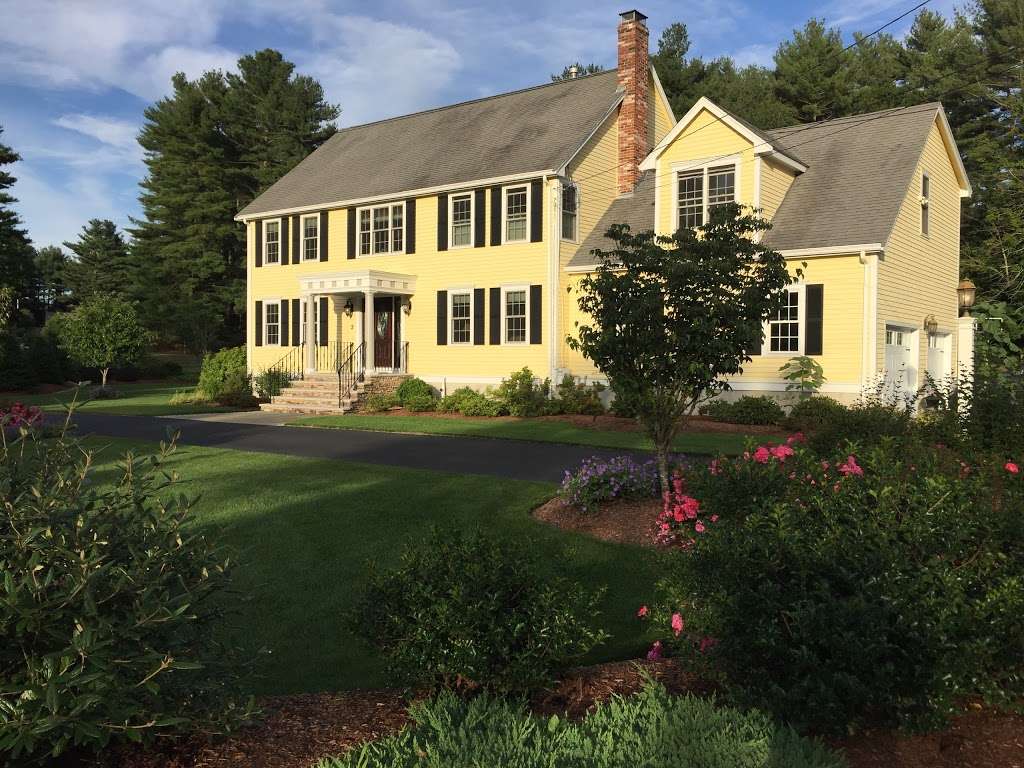 Better Living Real Estate® | 2 Cherry Tree Ln, Foxborough, MA 02035, USA | Phone: (781) 821-0105