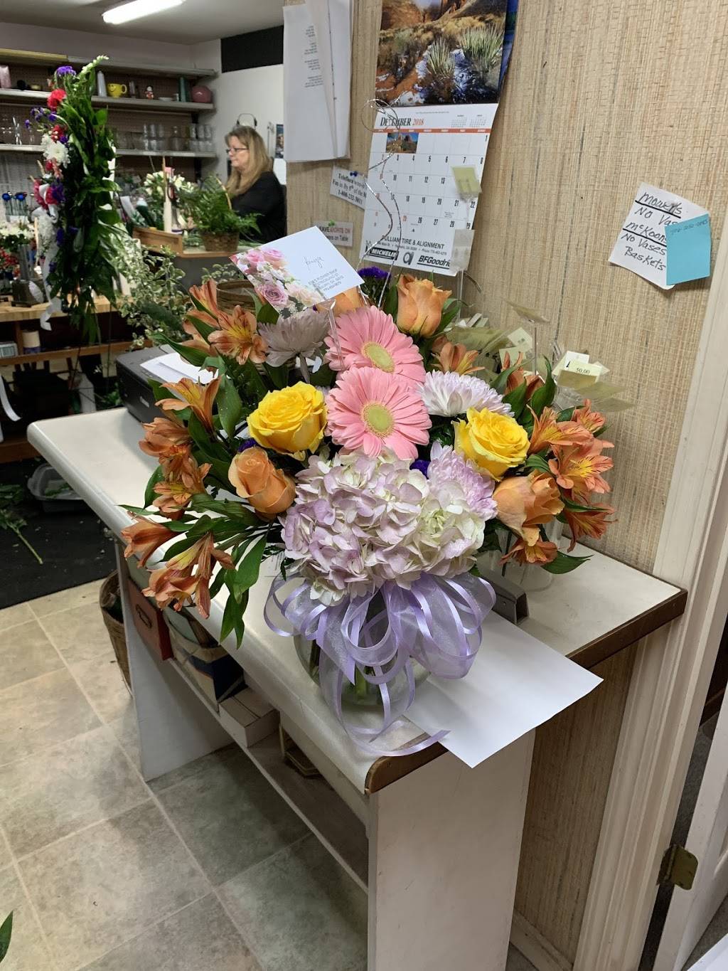 Eves Flower Shop | 25 Strickland St, Fairburn, GA 30213, USA | Phone: (770) 964-9679