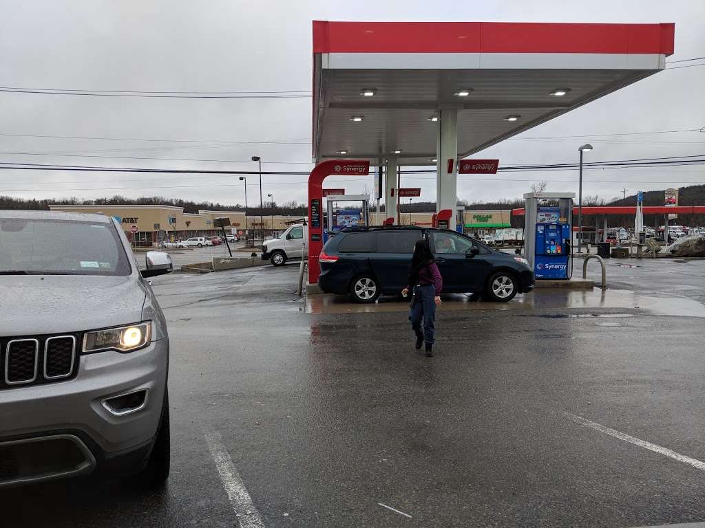 Exxon | 3577 PA-611, Bartonsville, PA 18321, USA