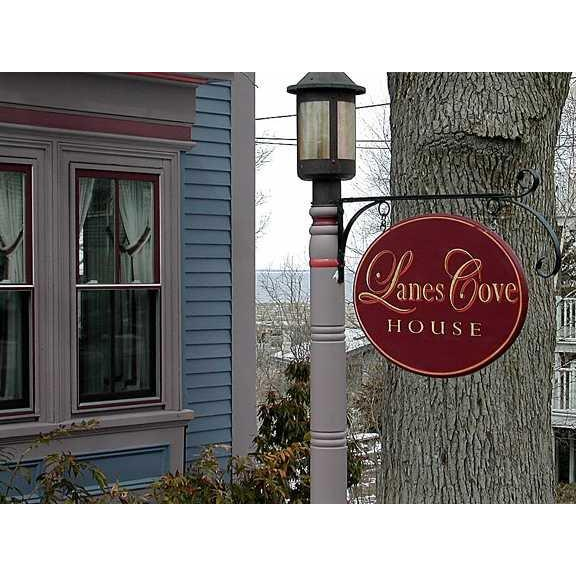 Lanes Cove House | 6 Andrews St, Gloucester, MA 01930, USA | Phone: (978) 879-4899