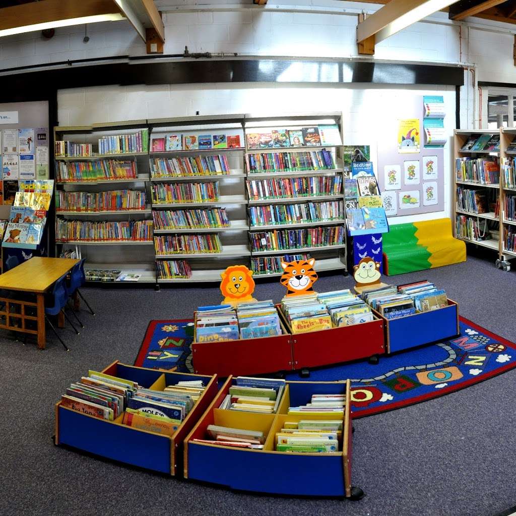 North Melbourne Library | Dickens Place, Copperfield Road, Chelmsford CM1 4UU, UK | Phone: 0345 603 7628