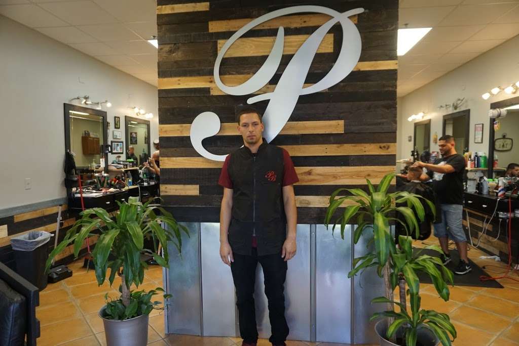 Prestige barbers inc | 2567 E Irlo Bronson Memorial Hwy, Kissimmee, FL 34744, USA | Phone: (407) 989-3737