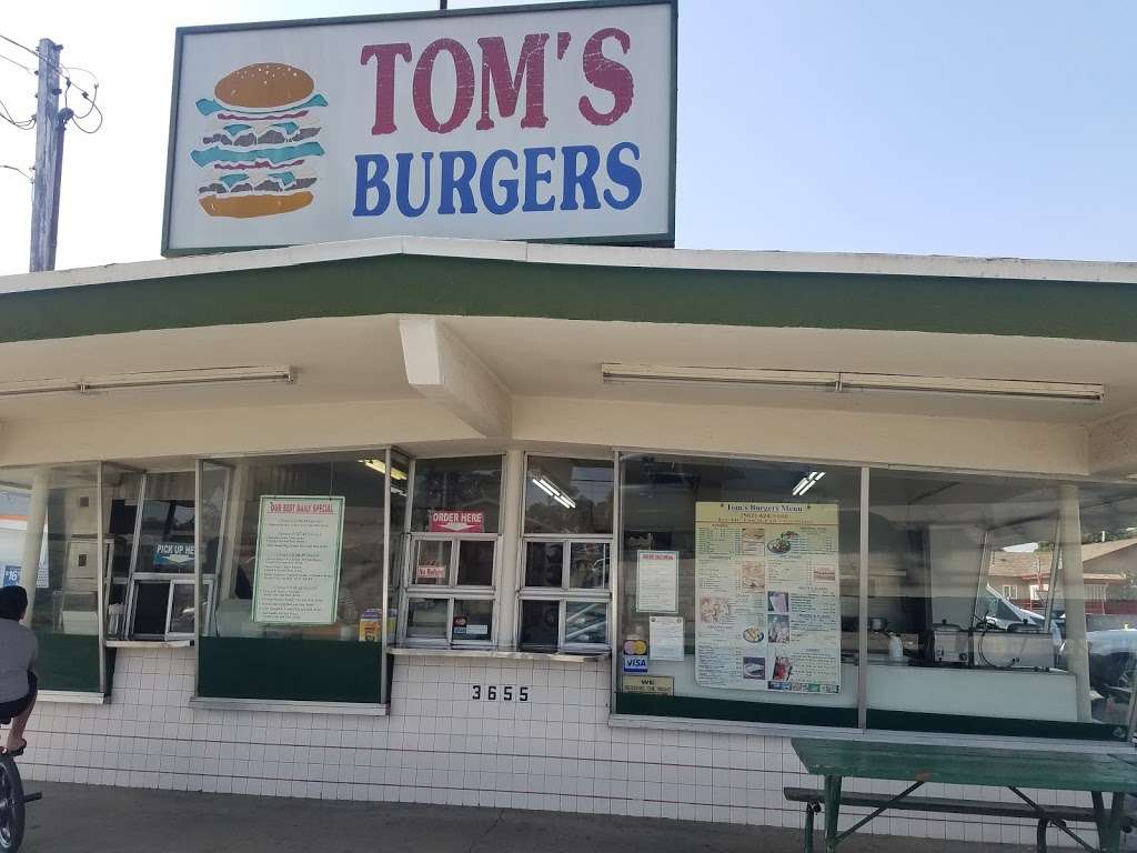 Toms Burgers | 3655 Santa Fe Ave, Long Beach, CA 90810, USA | Phone: (562) 424-1066