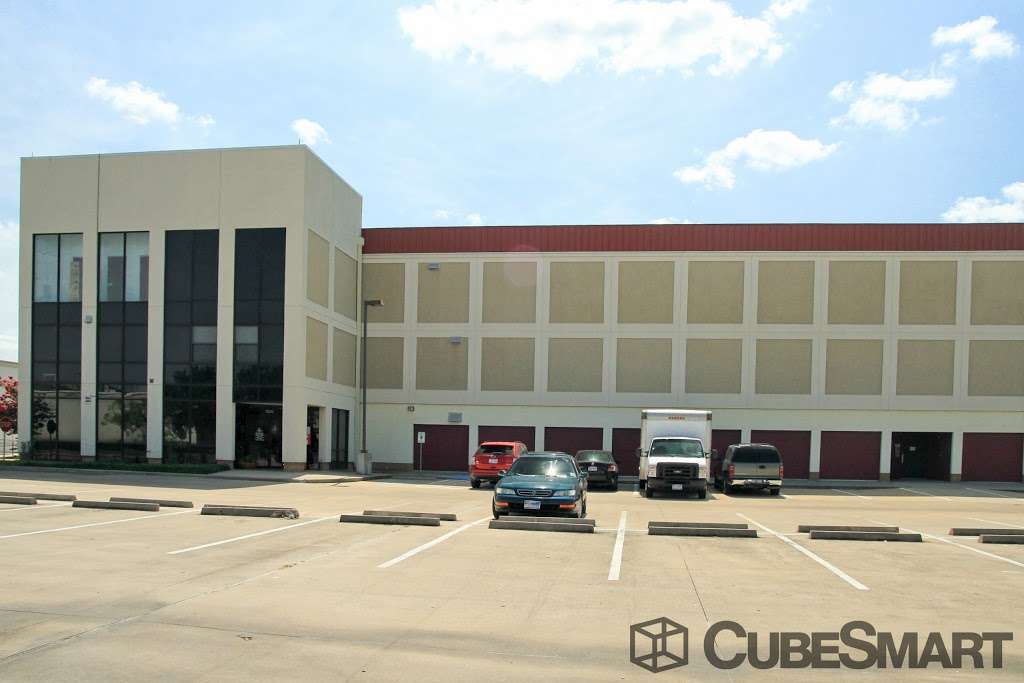 CubeSmart Self Storage | 8252 Westheimer Rd, Houston, TX 77063, USA | Phone: (713) 266-6630
