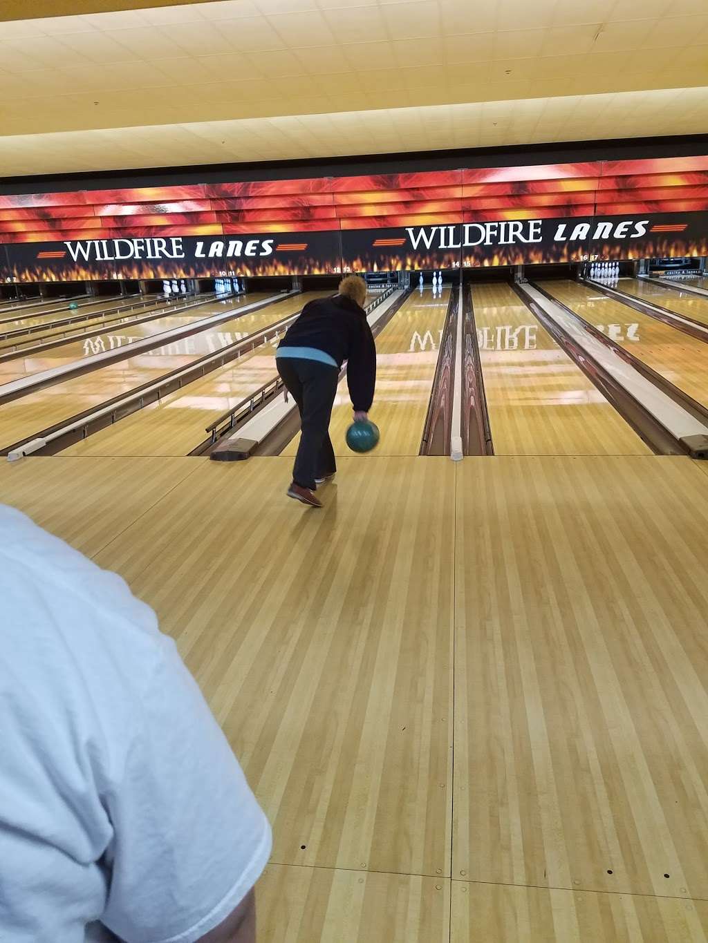 Wildfire Casino and Lanes | 4451 E Sunset Rd Suite #1, Henderson, NV 89014, USA | Phone: (702) 685-2100