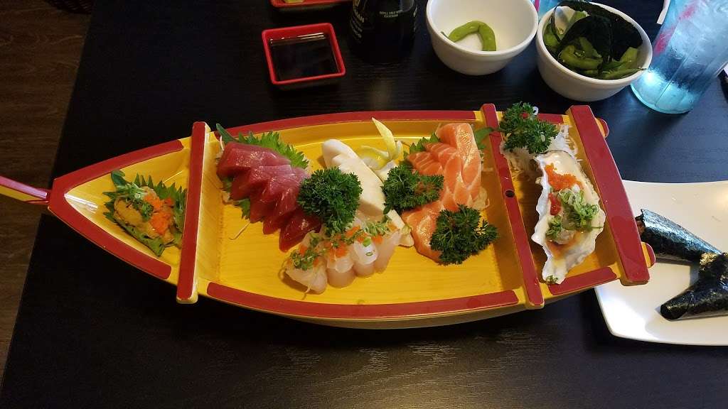 Sushi Love Boat Kaisen | 33215 Temecula Pkwy #E, Temecula, CA 92592, USA | Phone: (951) 303-6249