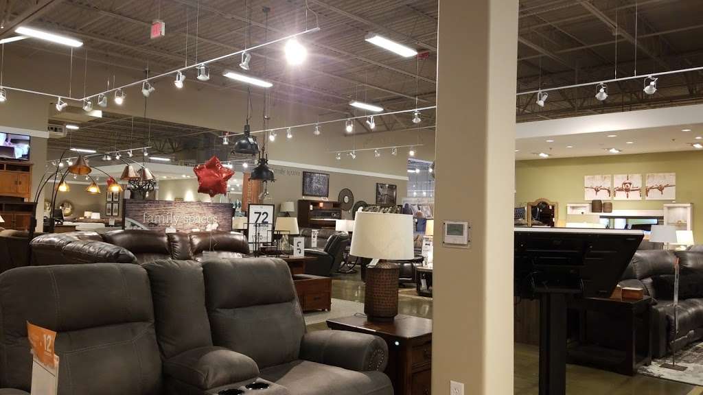 Ashley HomeStore - furniture store  | Photo 7 of 10 | Address: 121 Towne Center Blvd, Sanford, FL 32771, USA | Phone: (407) 328-3100