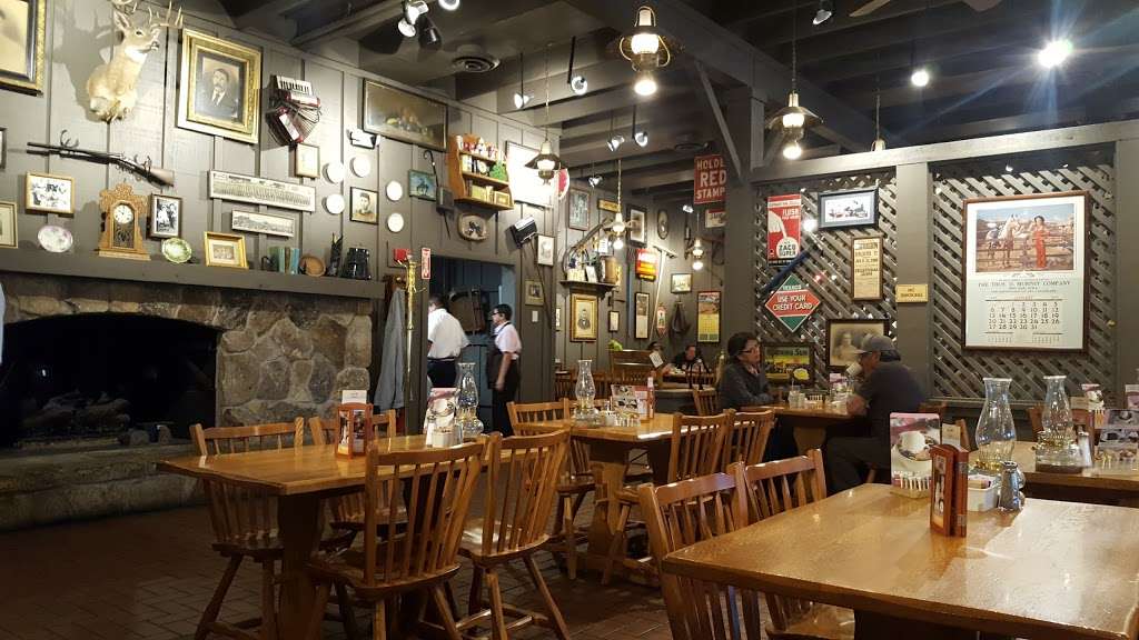 Cracker Barrel Old Country Store | 9312 W Glendale Ave, Glendale, AZ 85305, USA | Phone: (623) 772-1930