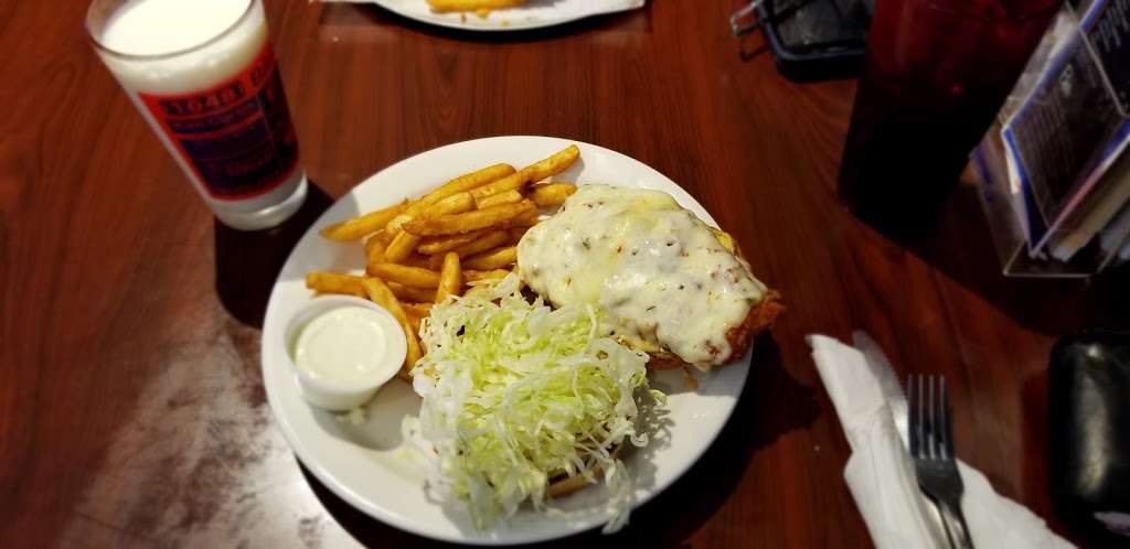 1048 Bar and Grill | 1048 N Main St, Randolph, MA 02368, USA | Phone: (781) 963-9812