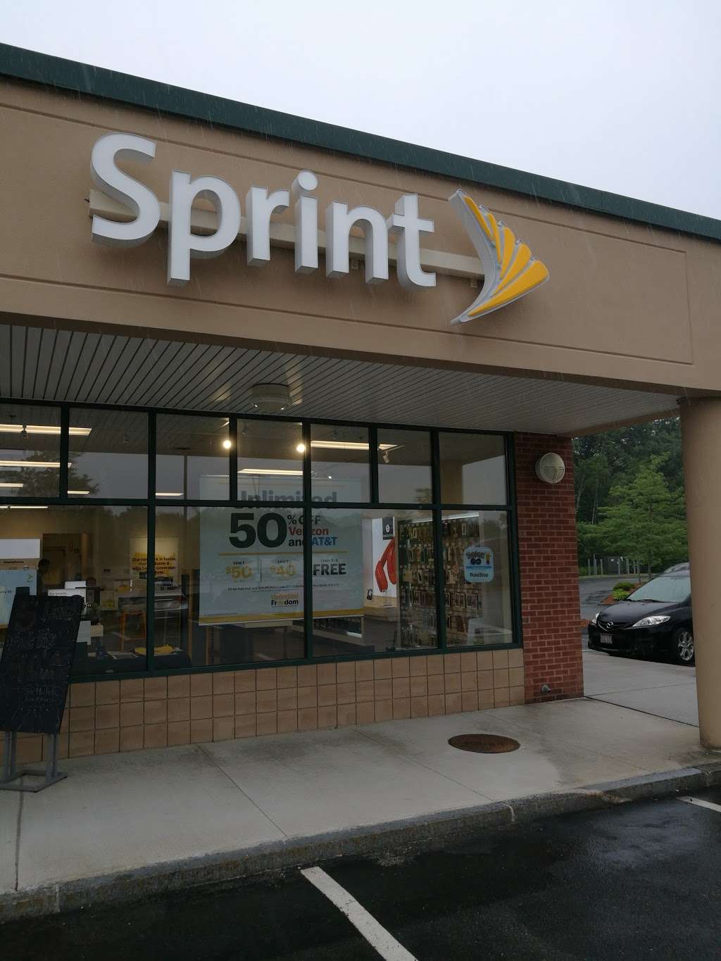 Sprint Store | 345 Main St, Tewksbury, MA 01876, USA | Phone: (978) 254-2383