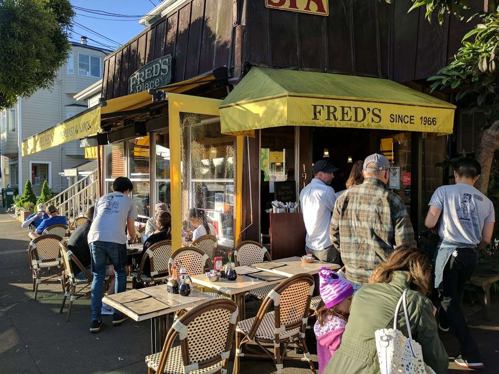 FREDS Place | 1917 Bridgeway, Sausalito, CA 94965, USA | Phone: (415) 332-4575