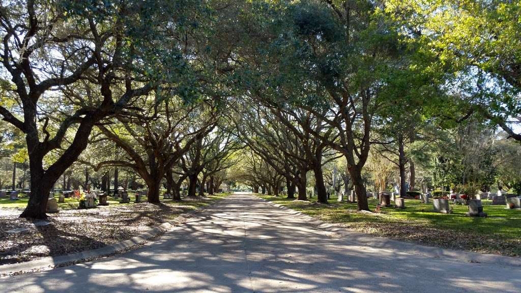 Galveston Memorial Park Cemetery | 7301 Memorial St, Hitchcock, TX 77563, USA | Phone: (409) 986-7409