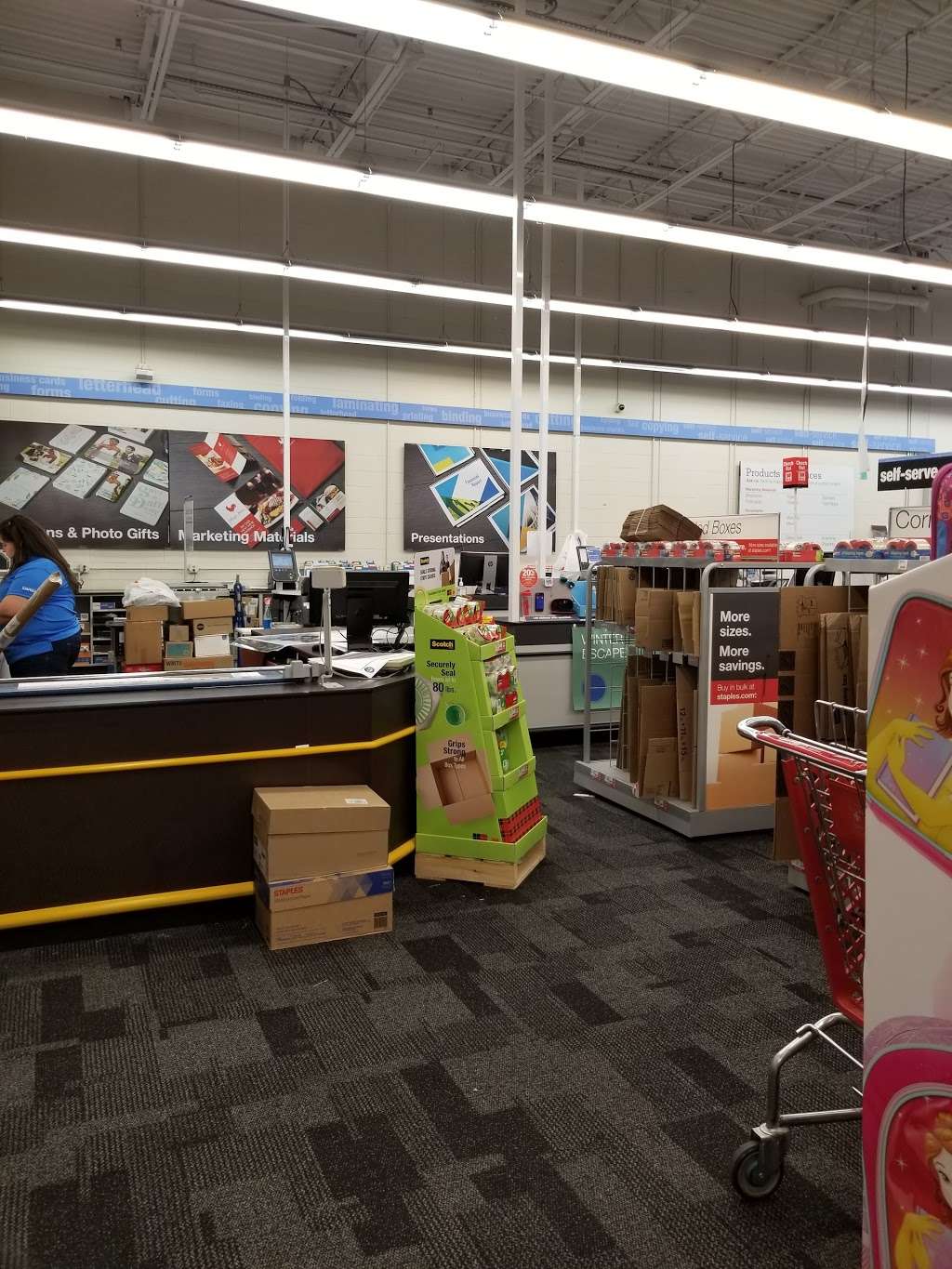 Staples | 6960 N 5th St, North Las Vegas, NV 89084, USA | Phone: (702) 399-2431