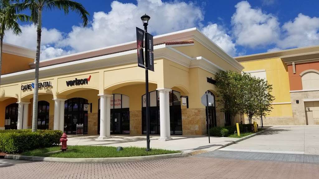 Verizon Authorized Retailer – GoWireless | 14811 Lyons Rd Suite 100, Delray Beach, FL 33446, USA | Phone: (561) 223-7640