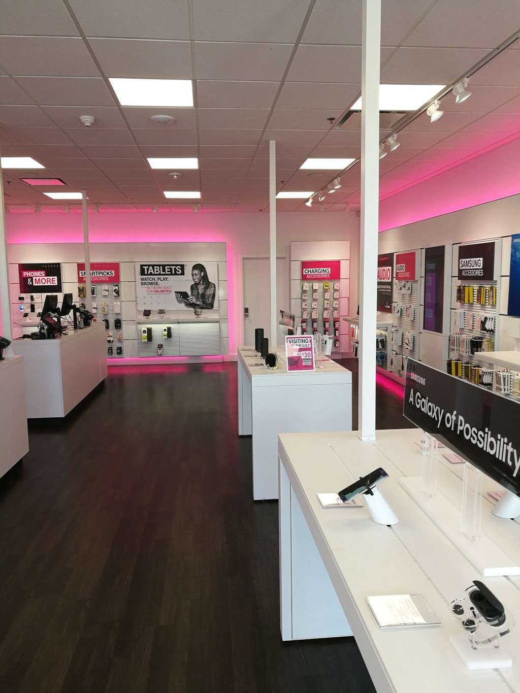 T-Mobile | 345 Main St, Tewksbury, MA 01876, USA | Phone: (978) 677-6151