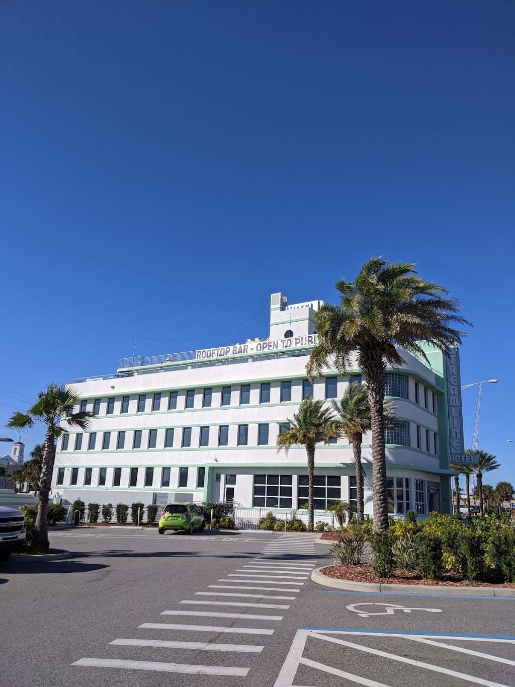 Streamline Hotel | 140 S Atlantic Ave, Daytona Beach, FL 32118, USA | Phone: (386) 947-7470