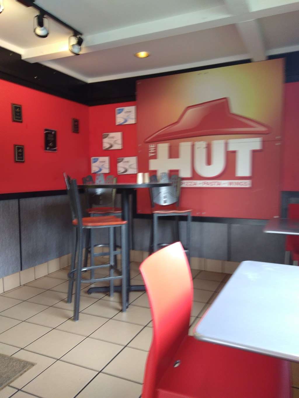 Pizza Hut | 1004 E Main St, Richmond, MO 64085, USA | Phone: (816) 776-2206