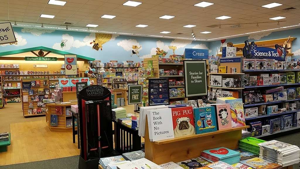 Barnes & Noble | The, 421 Arena Hub Plaza, Wilkes-Barre Township, PA 18702, USA | Phone: (570) 829-4210