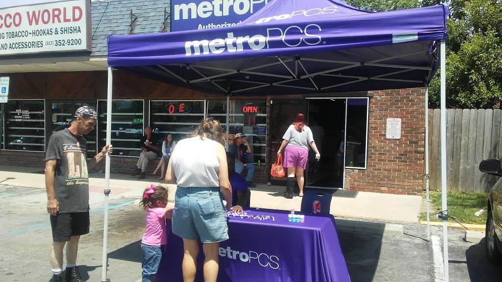 Metro by T-Mobile | 5102 E Washington St, Indianapolis, IN 46219, USA | Phone: (317) 352-1400