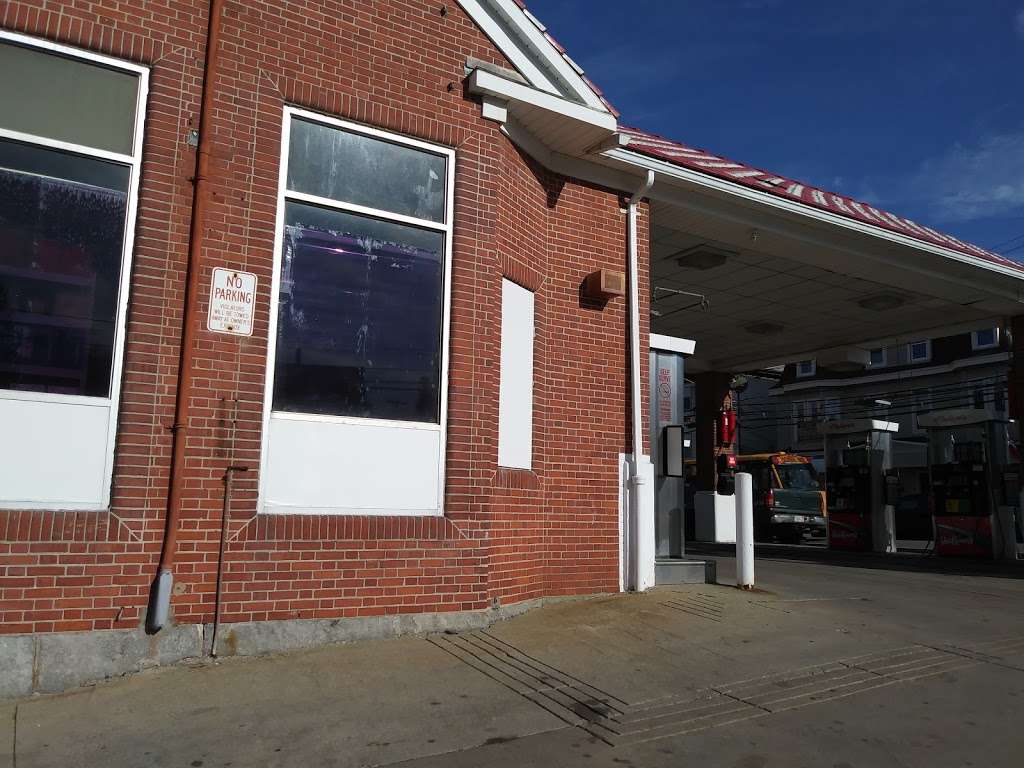 Haffners Gas Station | 4326, 469 Haverhill St, Lawrence, MA 01841, USA | Phone: (978) 688-3772
