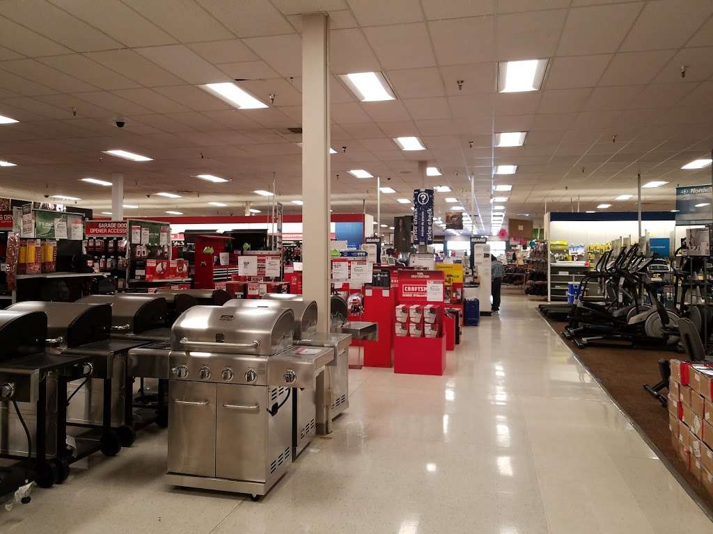 shoe stores in montebello mall