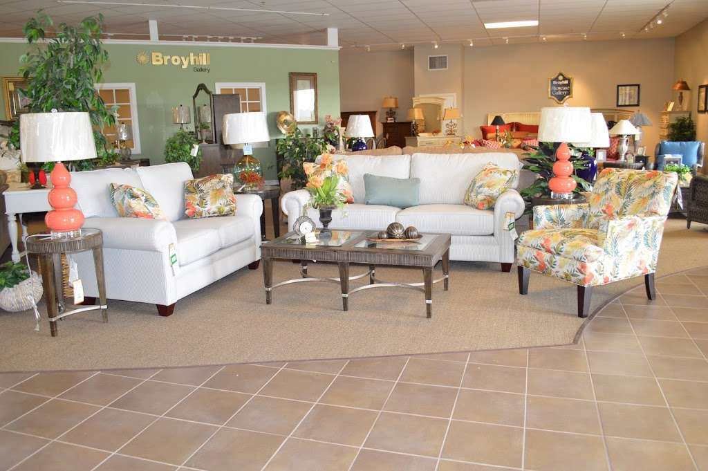 Lees Furniture & Bedding | 22549 US Highway 27 North, Lake Wales, FL 33859, USA | Phone: (863) 676-2224