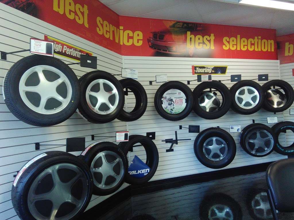 Tires Plus | 250 W Merritt Island Causeway, Merritt Island, FL 32952, USA | Phone: (321) 417-0956